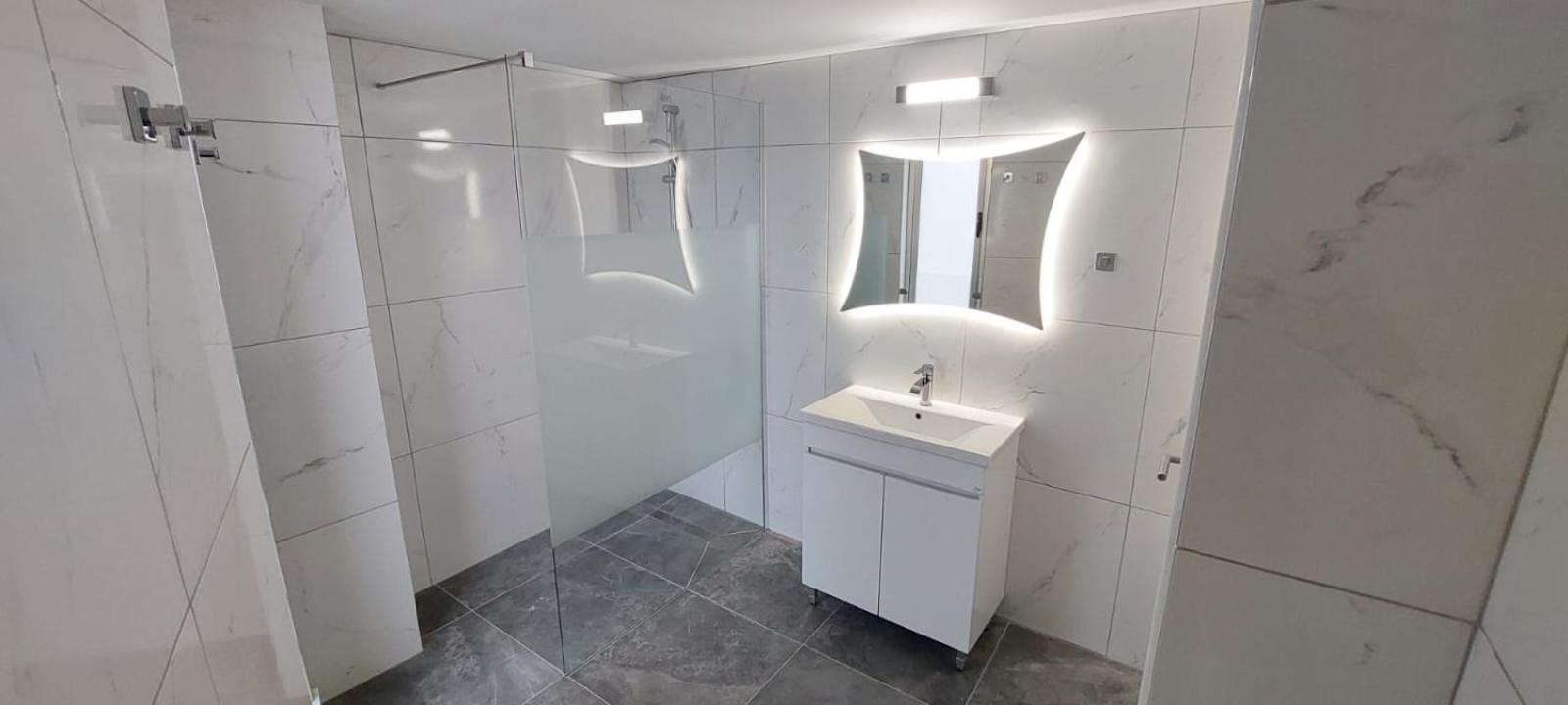 City Flats 2 Bedroom Apartment Larnaca Bagian luar foto